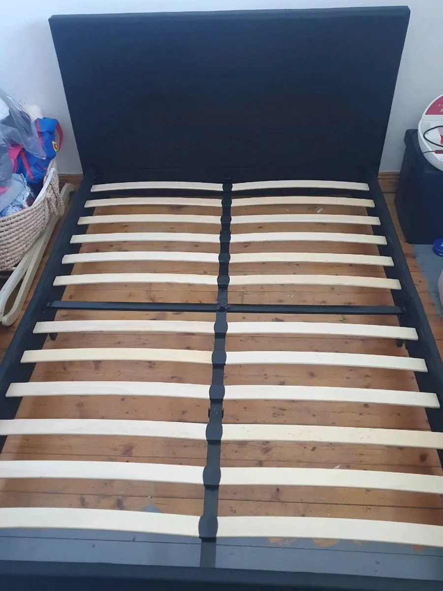 Double bed frame - Image 1