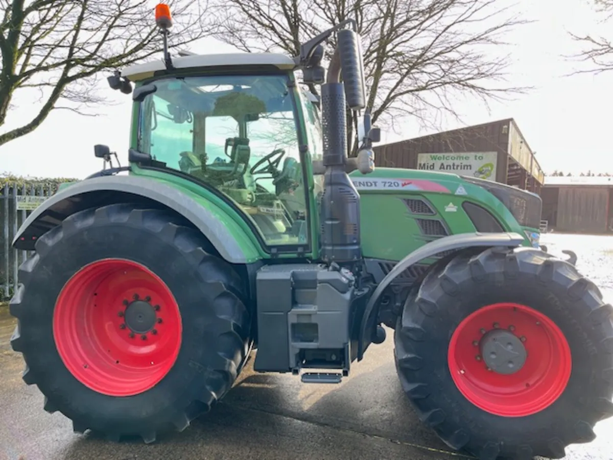 2015 Fendt 720 S4 Profi - Image 2