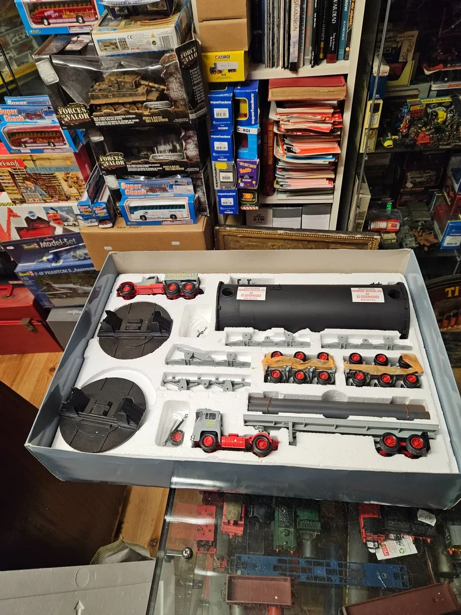 Corgi Heavy Haulage Set - Image 1