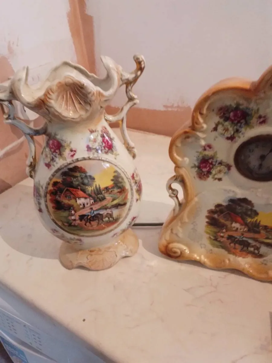 Mantelpiece set - Image 1