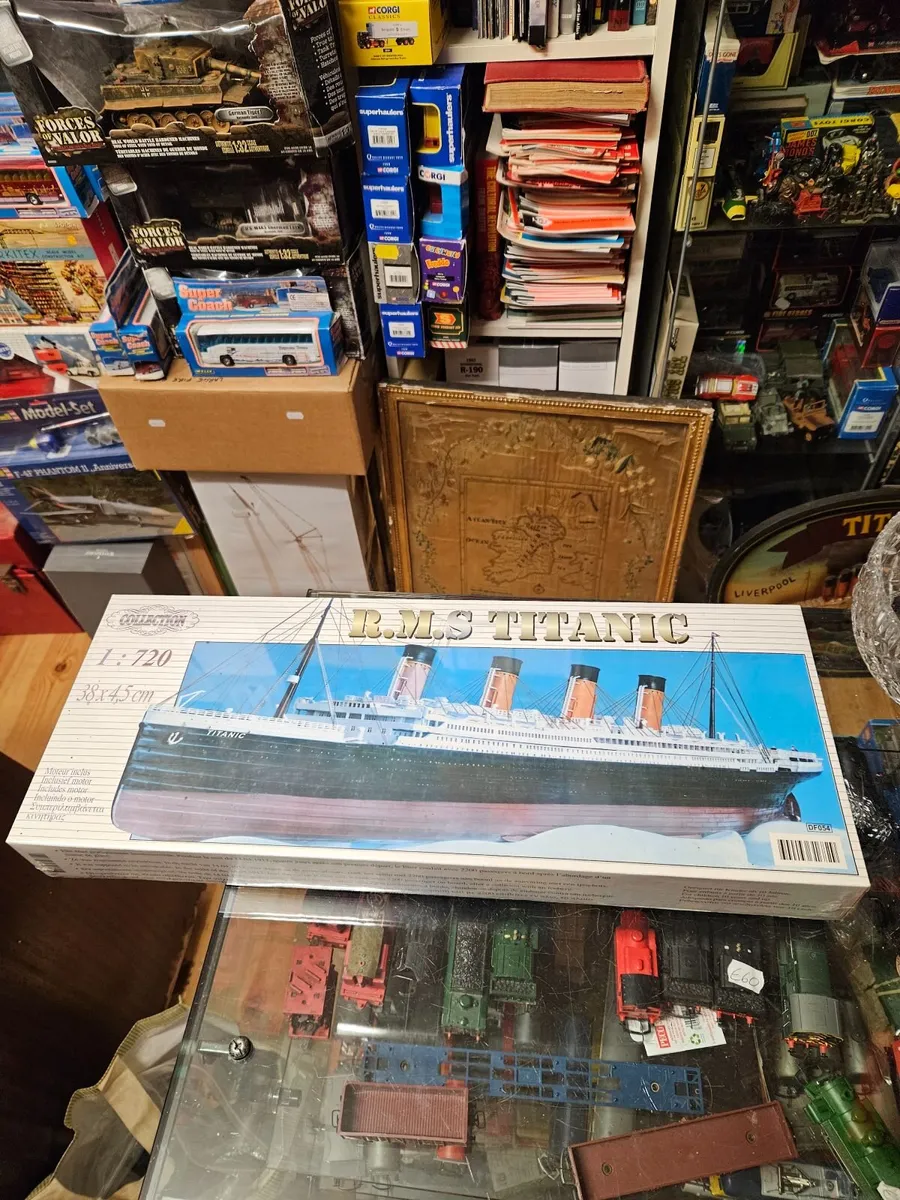Airfix Titanic Motorised - Image 1
