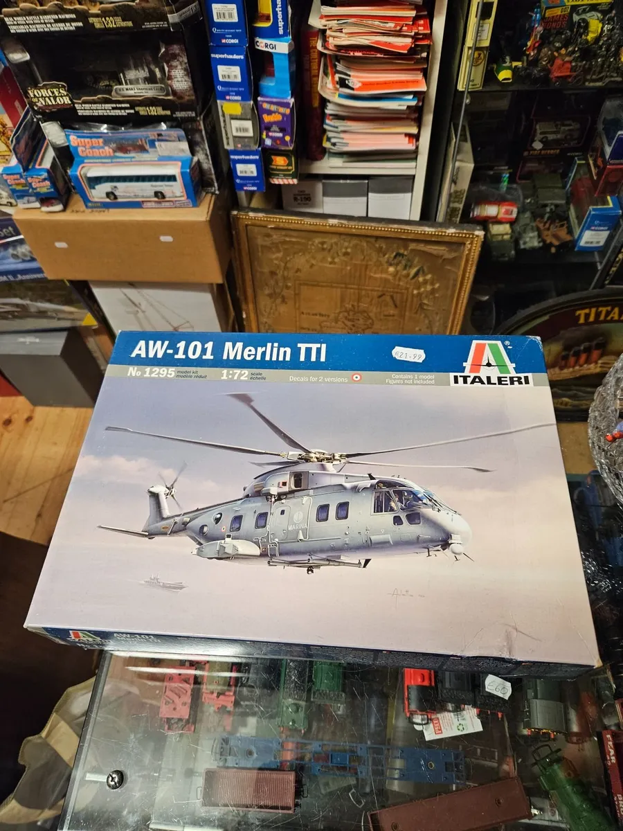 Airfix Italeri Merlin Helicopter
