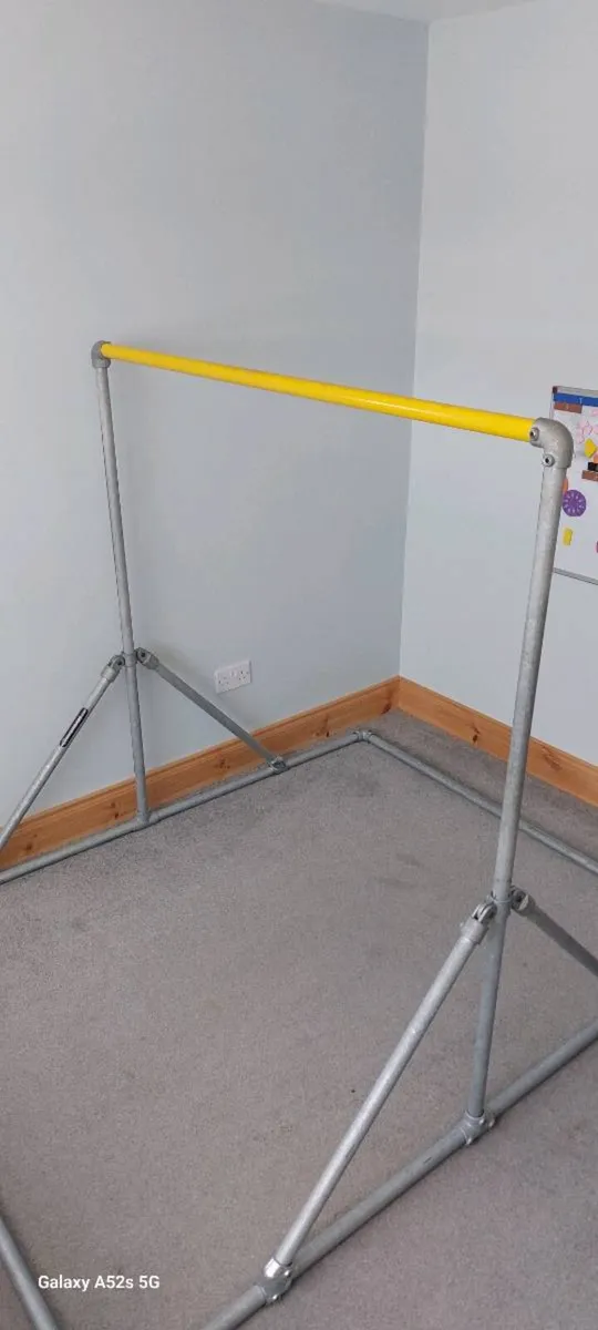 Gymnastics Bar - Image 1