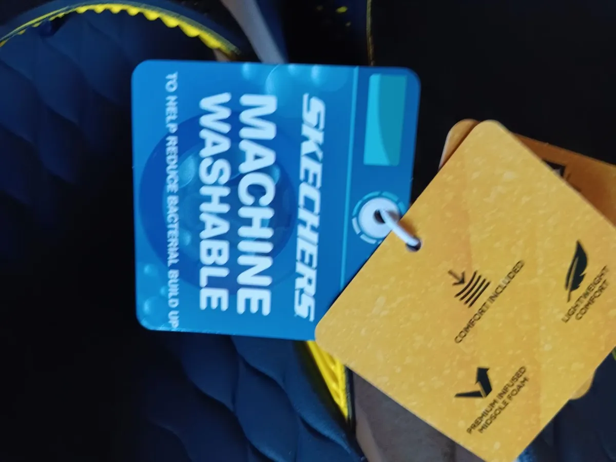 SKECHERS VAPOR FOAM FLIP FLOPS - Image 4