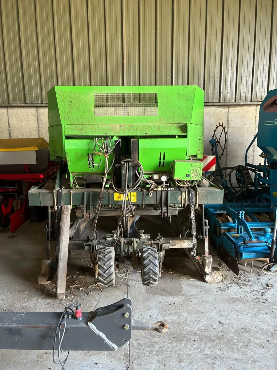 Structural PM20 potato planter - Image 3