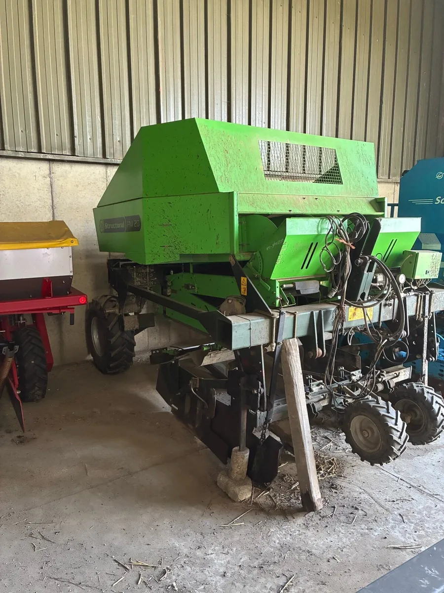 Structural PM20 potato planter - Image 1