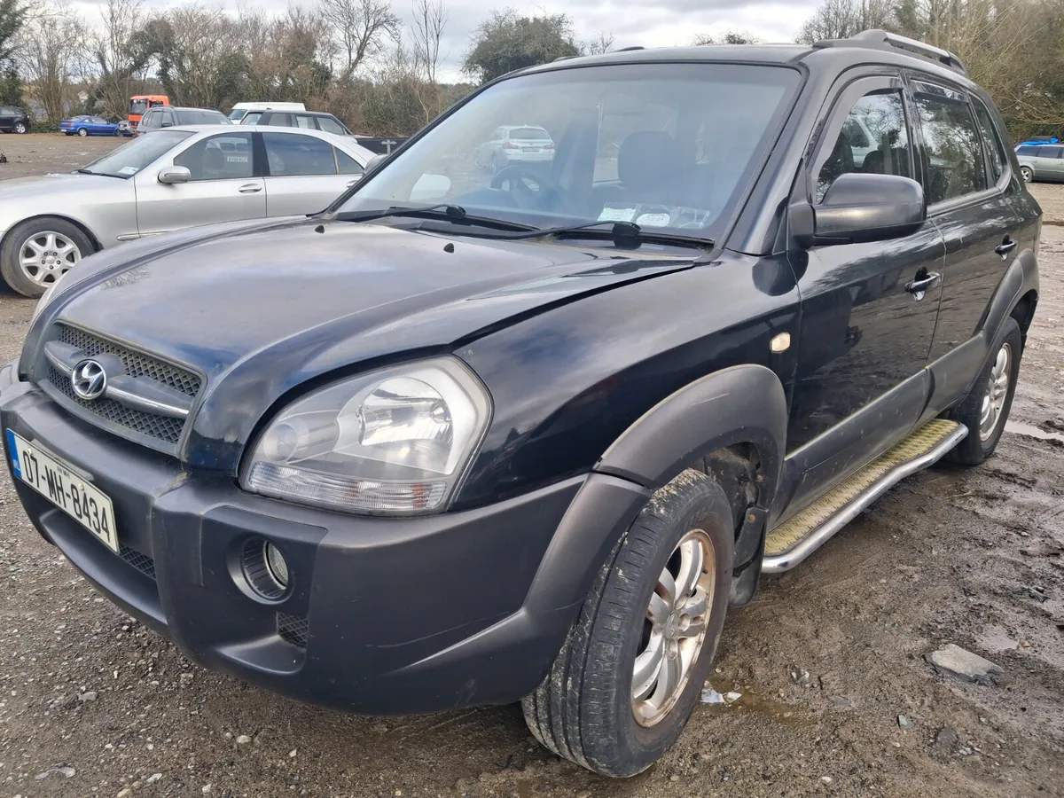 2007 Hyunfai Tucson parts - Image 2