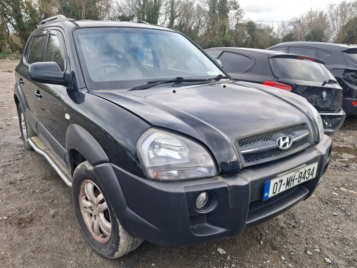 2007 Hyunfai Tucson parts - Image 1