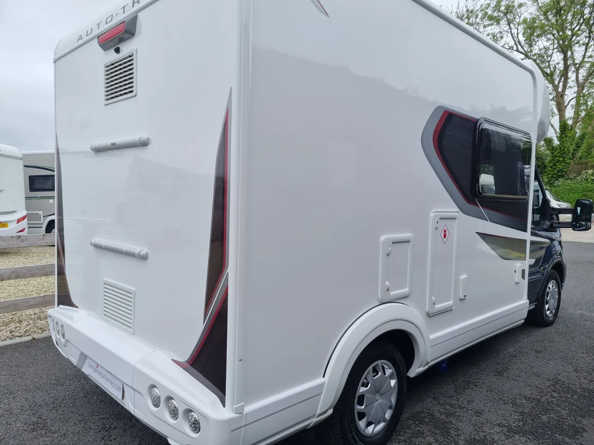 2021 AUTO-TRAIL F62 COM PACT MOTORHOME - Image 3