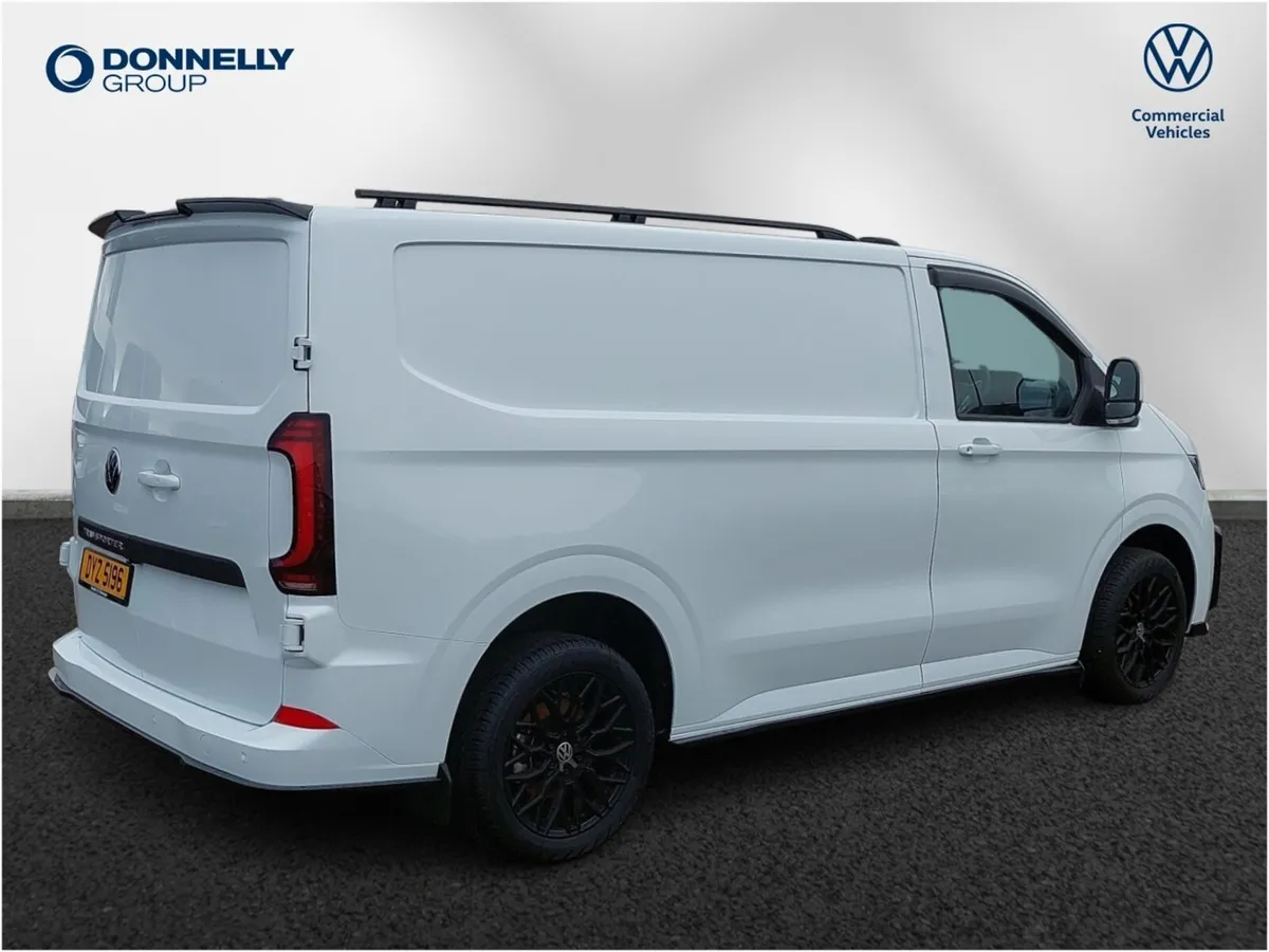 Volkswagen Transporter T32 Swb Diesel Commerce Plu - Image 3