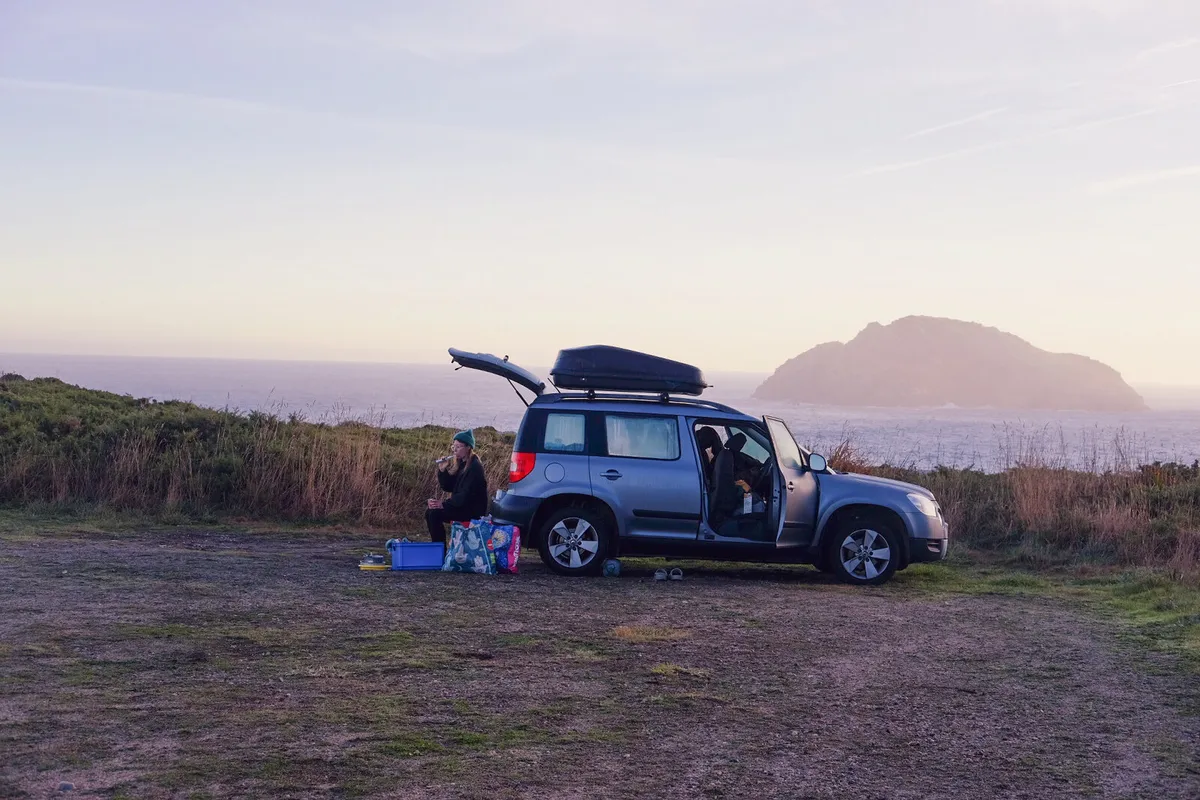420L roof box - Image 2