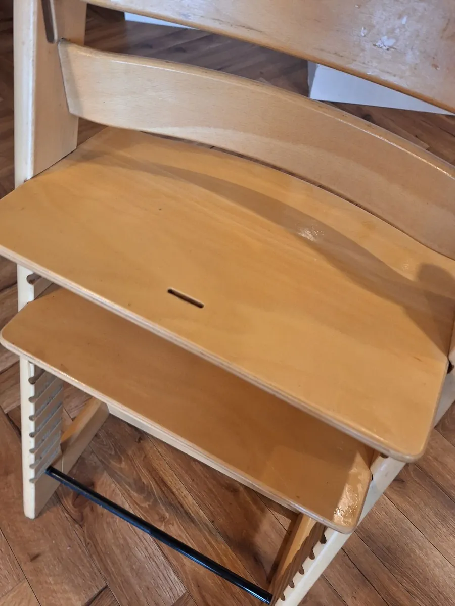 Tripp Trapp High Chair in Neutral - Image 4