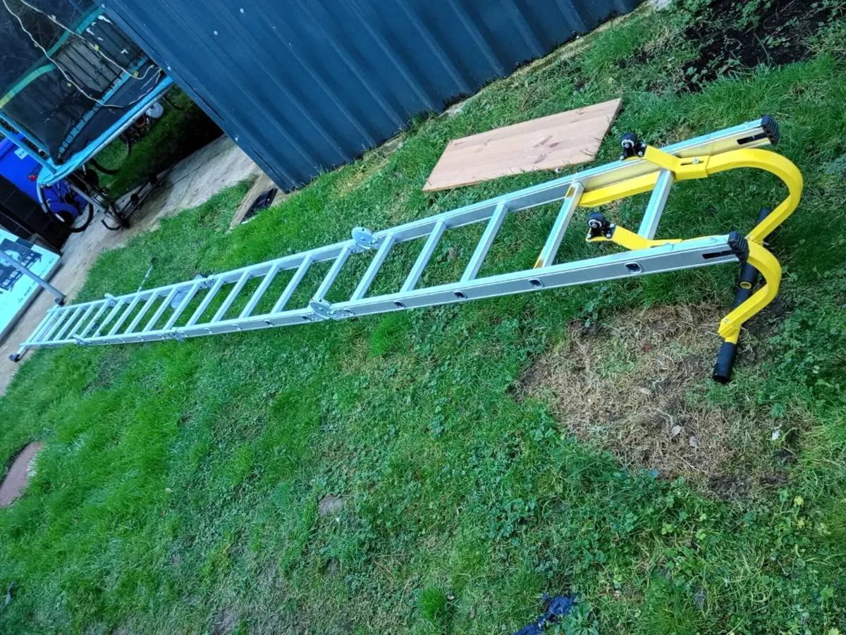 Folding roof ladder - Image 4