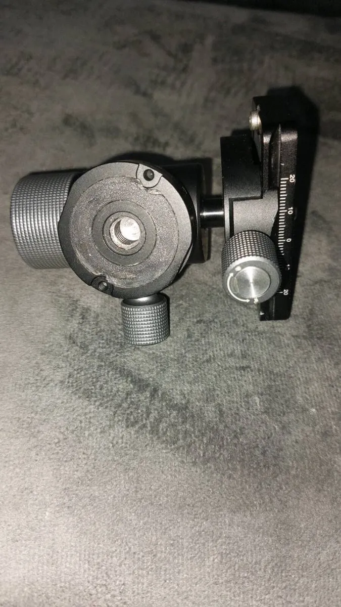 NEEWER MONOPOD GIMBEL HEAD - Image 2