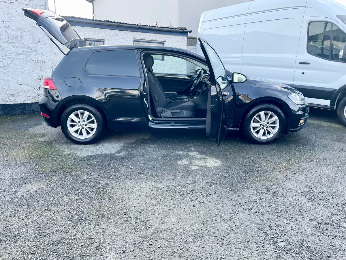 Volkswagen Golf TL 1.6TDI 115PS 2 Seat Van,2019 - Image 3