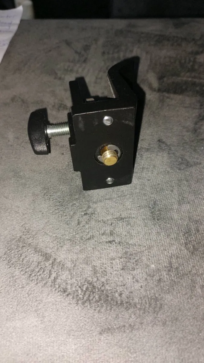 MANFROTTO 243 CAR WINDOW POD - Image 1