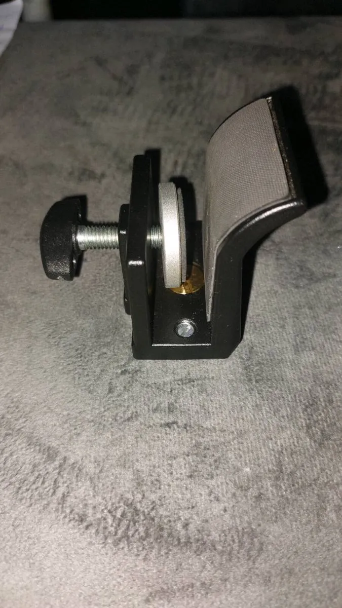 MANFROTTO 243 CAR WINDOW POD - Image 2