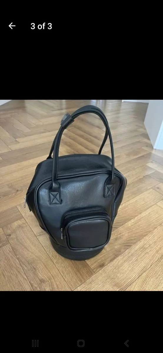 Practice ball and balls - Image 1