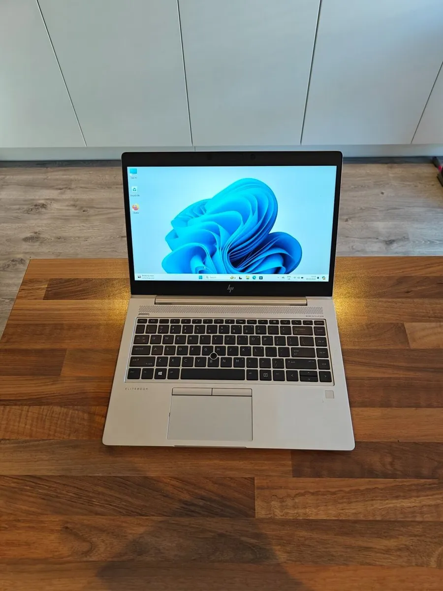 HP Elitebook 840 G6 | i7 | 16GB | 256GB | 14" FHD - Image 1