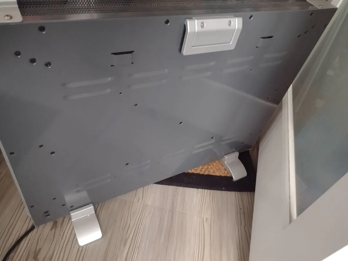 New digital floor standing panel heater - Image 3