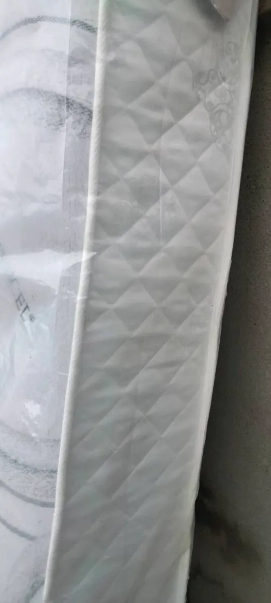 brand new top quality dual seizing  mattresses - Image 4
