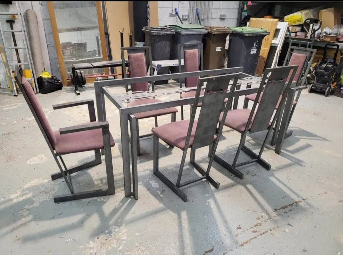 Glass table - Image 2