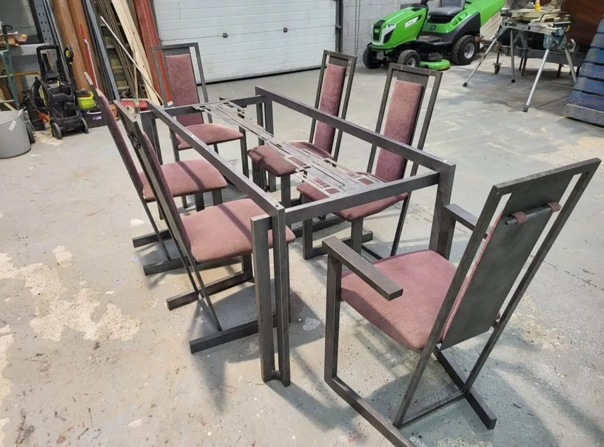 Glass table - Image 3