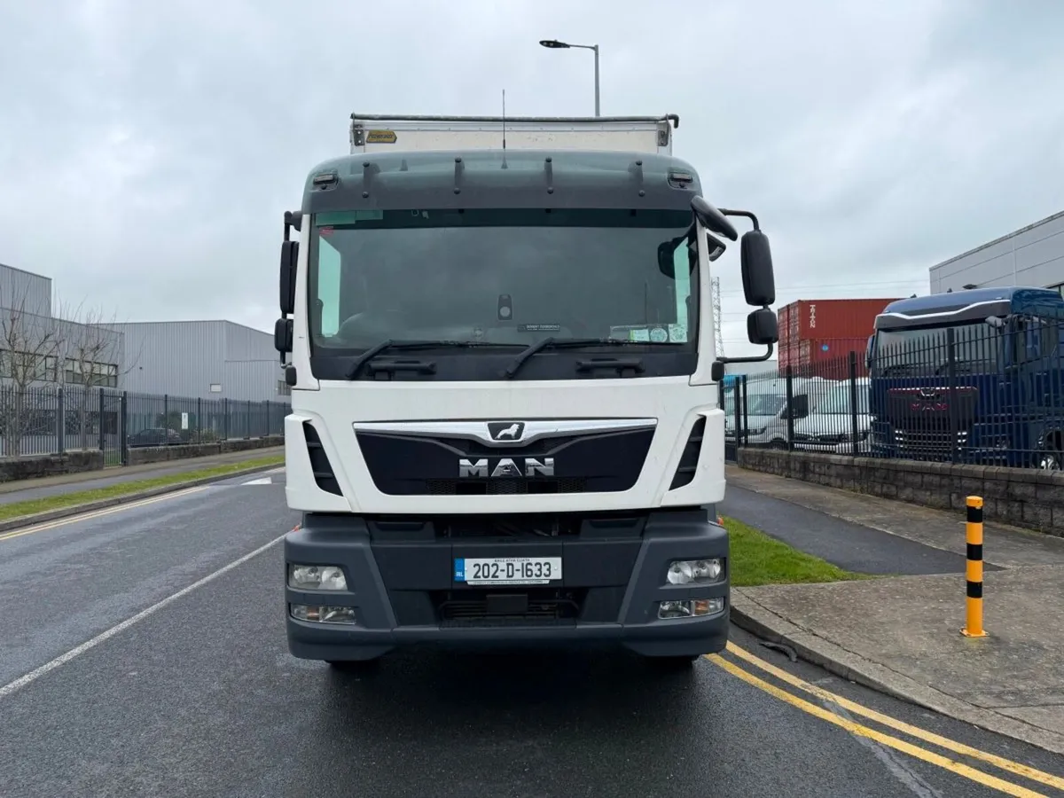 Man TGM 18.250 Curtainside - Image 4