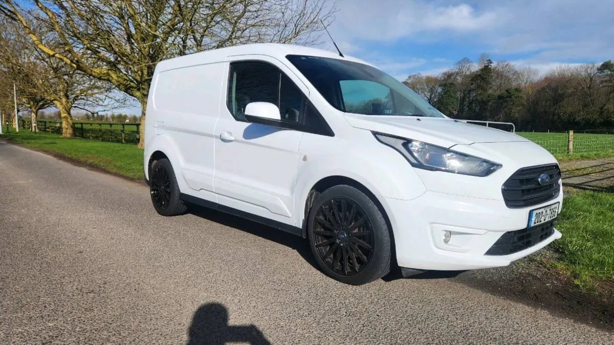 Ford Transit Connect Limited 120bhp - Image 1