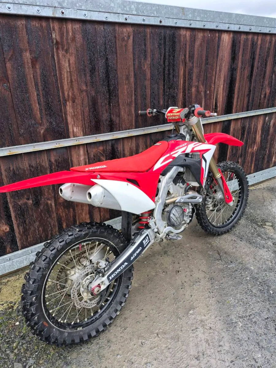 Crf250r - Image 1
