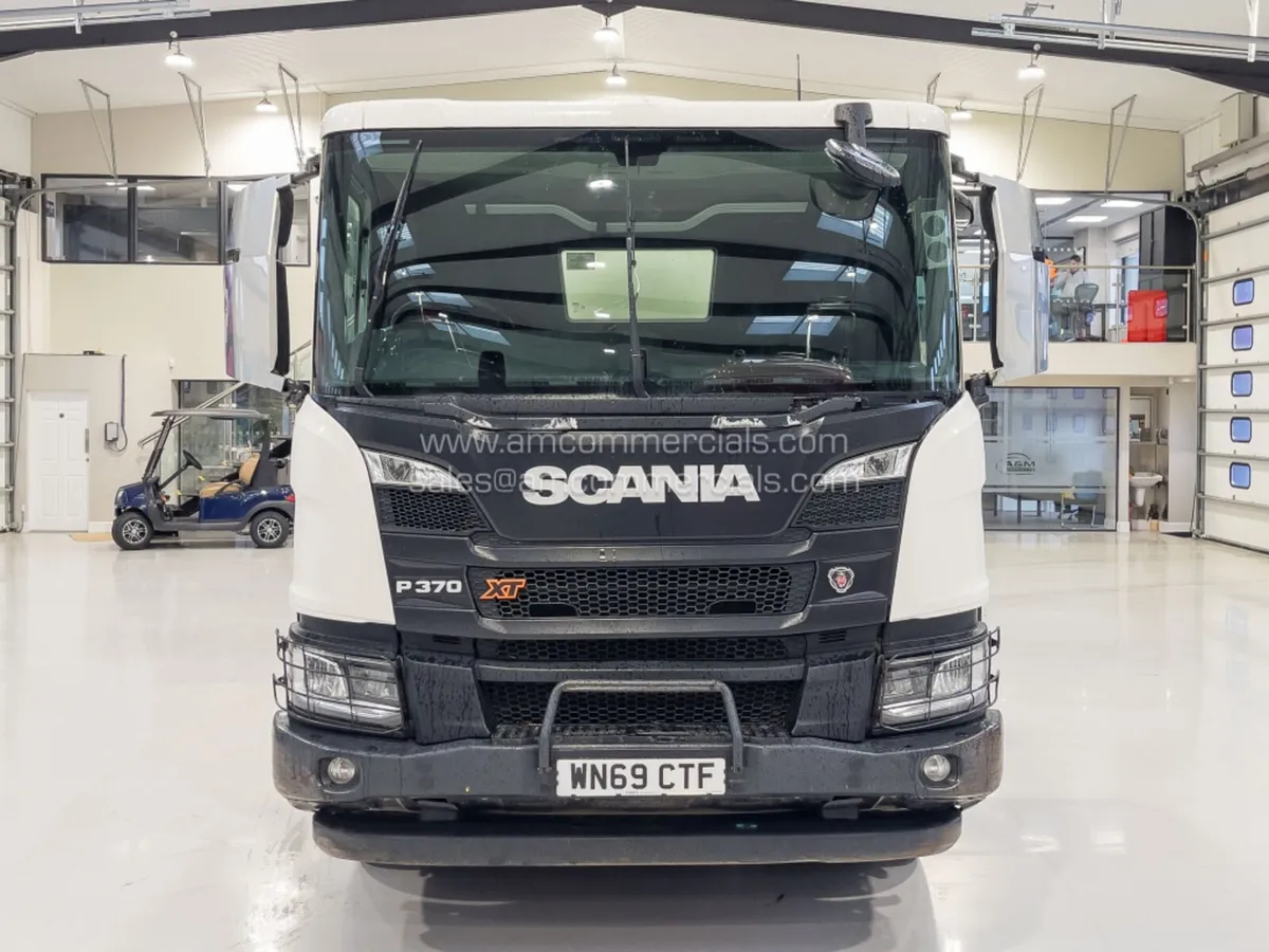 2020 SCANIA P370 XT TANKER - Image 2