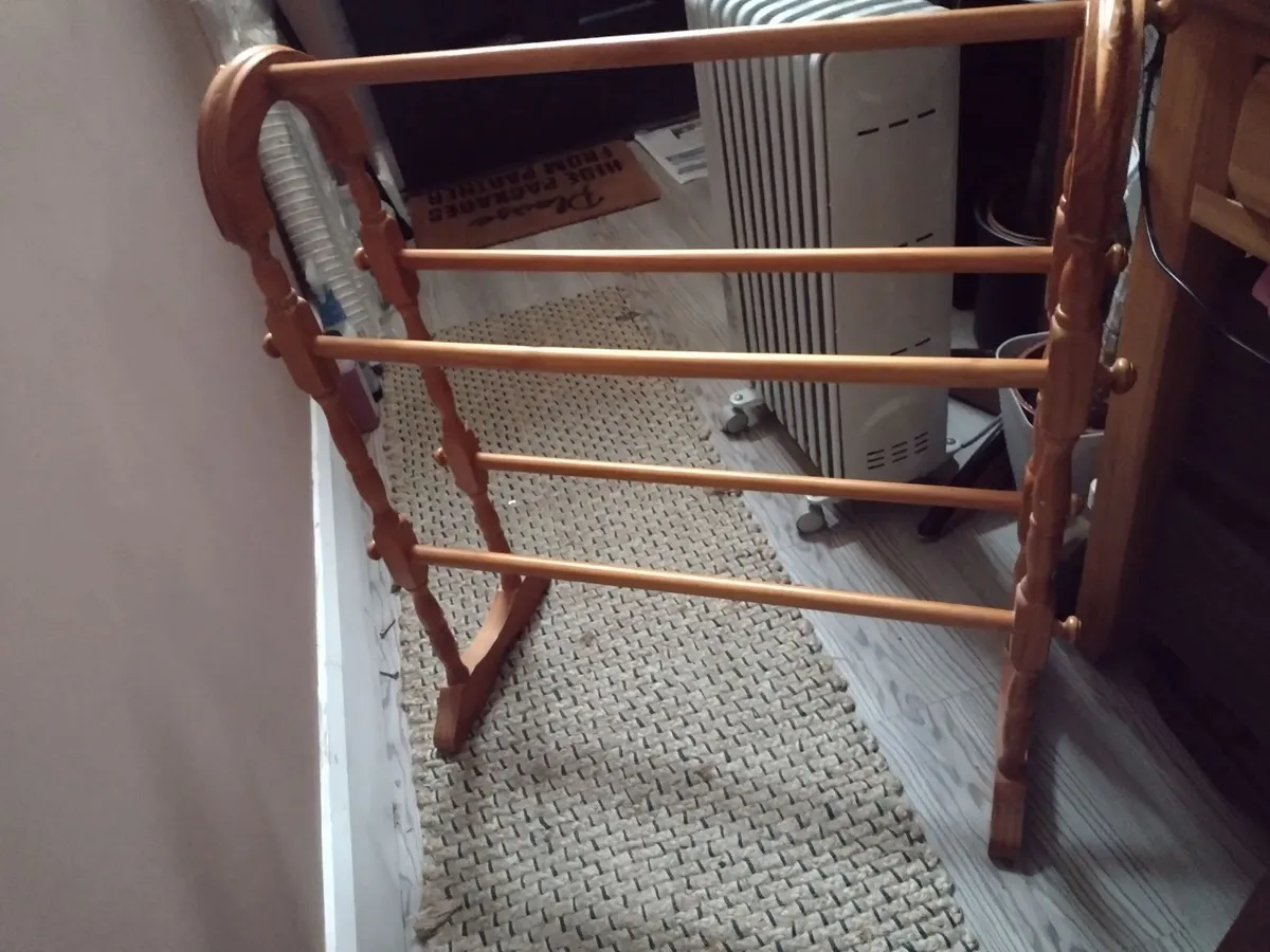 Tall antique wooden towel rail - Image 3