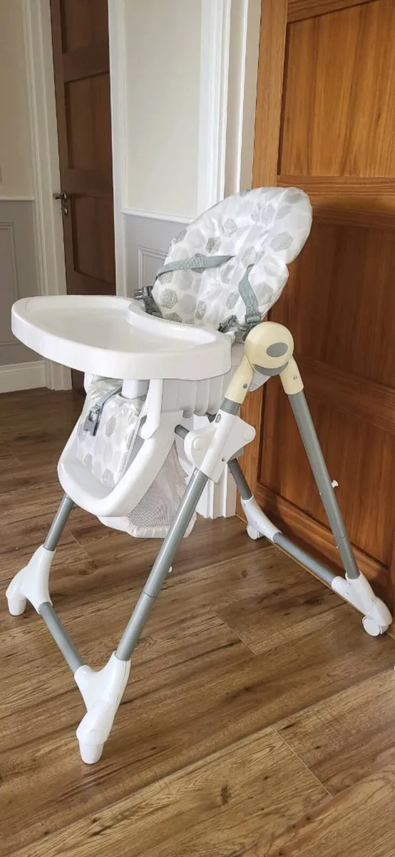 High chair - Image 3