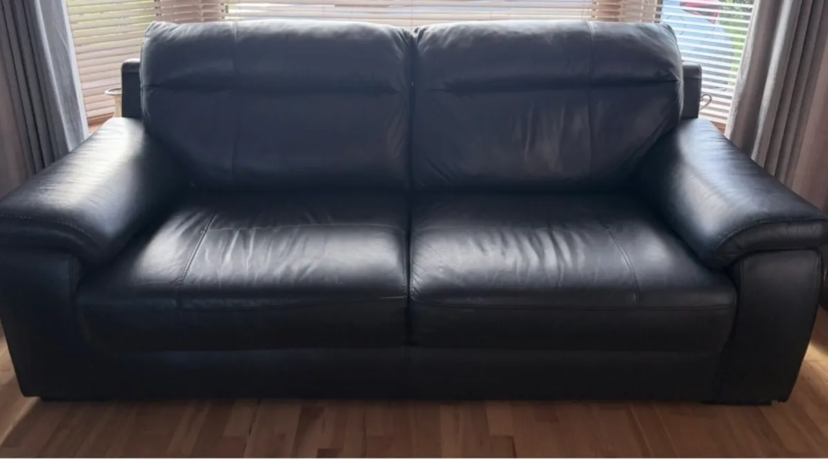 3 seater Leather Sofa - Image 2