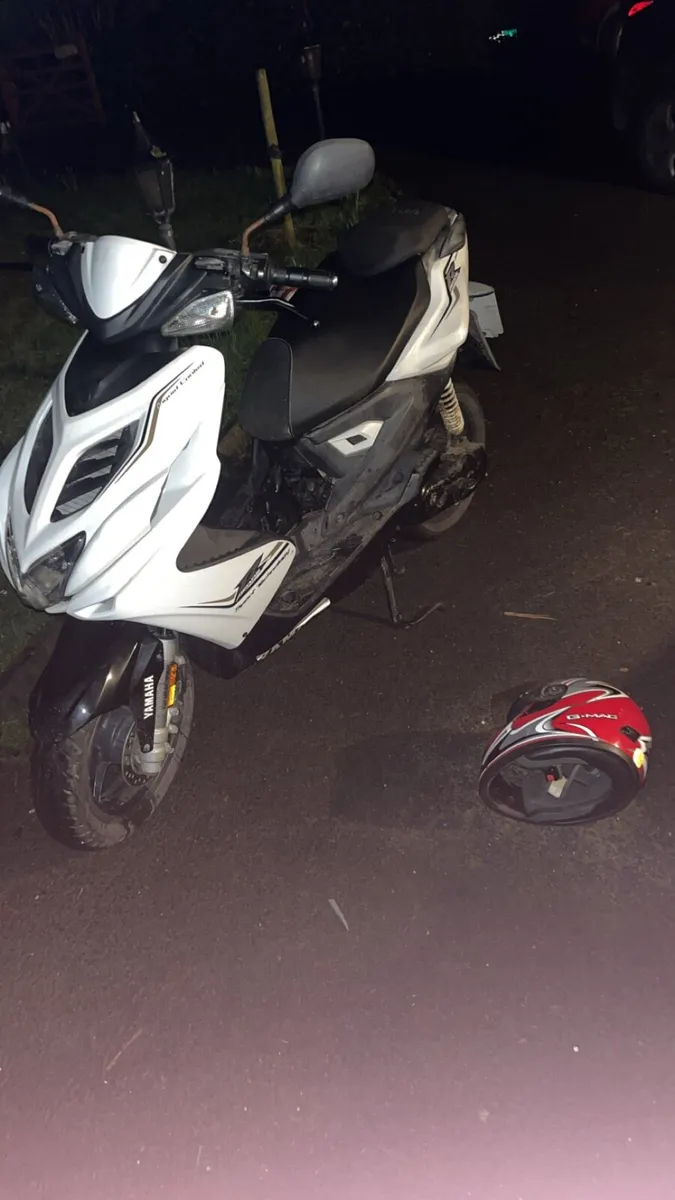 Moped scooter ⚠️need gone⚠️ - Image 3