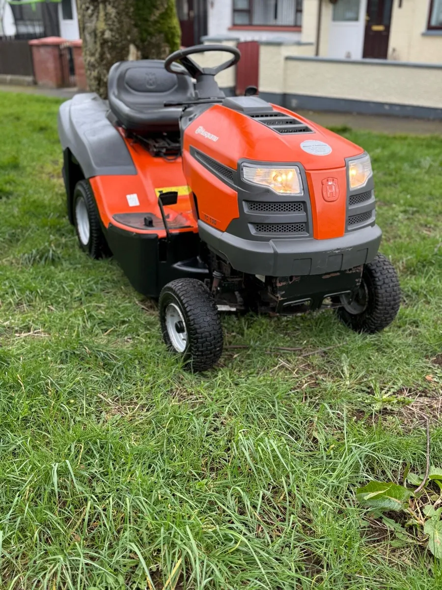 Husqvarna ride on mower - Image 3