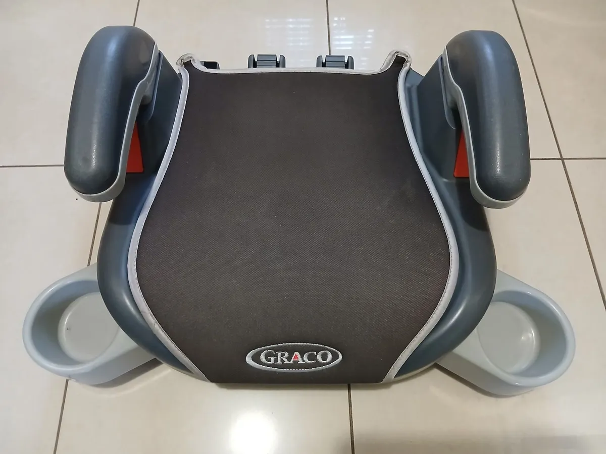 Graco Baby Car Seat - Image 3