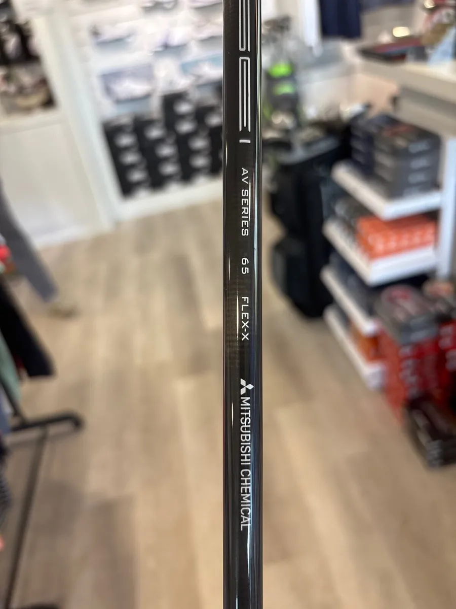 Titleist GT3 (9dg X Flex) - Image 3