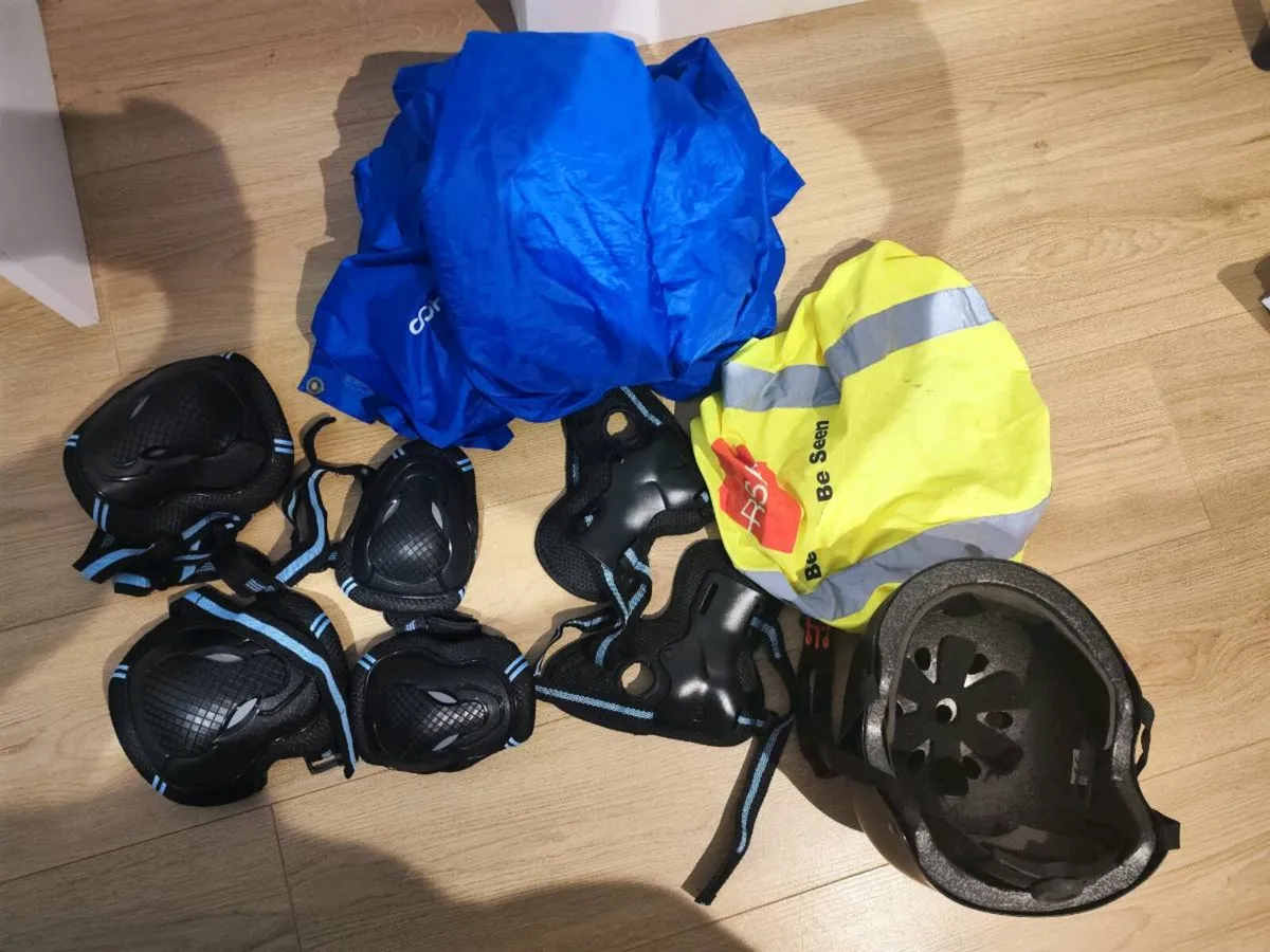 Adult protection kit helmet+knee+elbow+rain poncho - Image 3