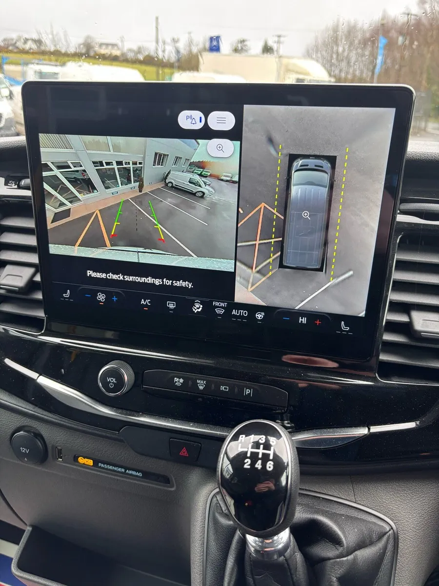 Ford Transit wheelchair accessible - Image 3