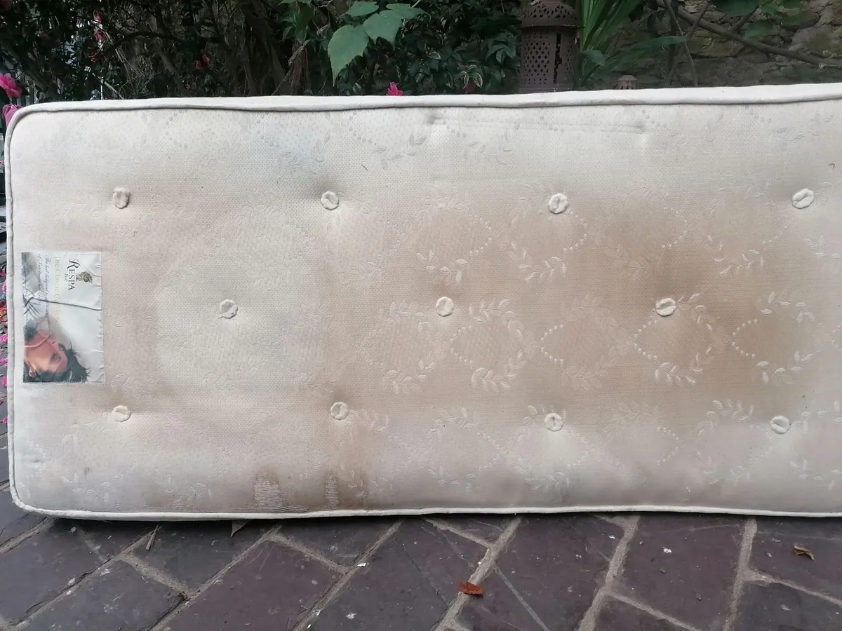 FREE  3 ft  Pocket Sprung Mattress. - Image 1