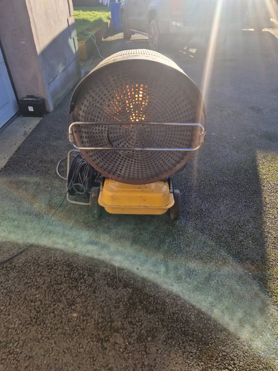 VAL 6 Kerosene heater - Image 3