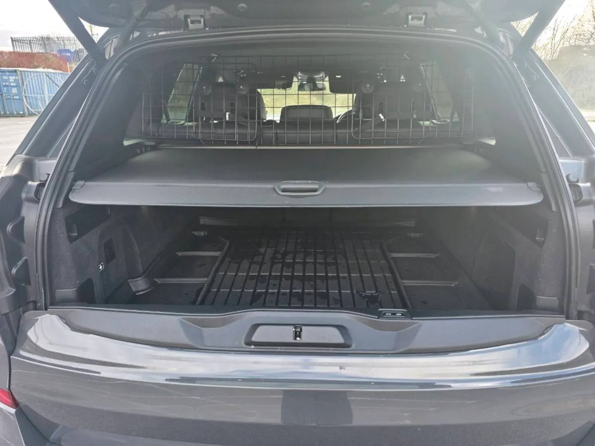 BMW X5 rubber mats including boot mat & Boot guard - Image 1