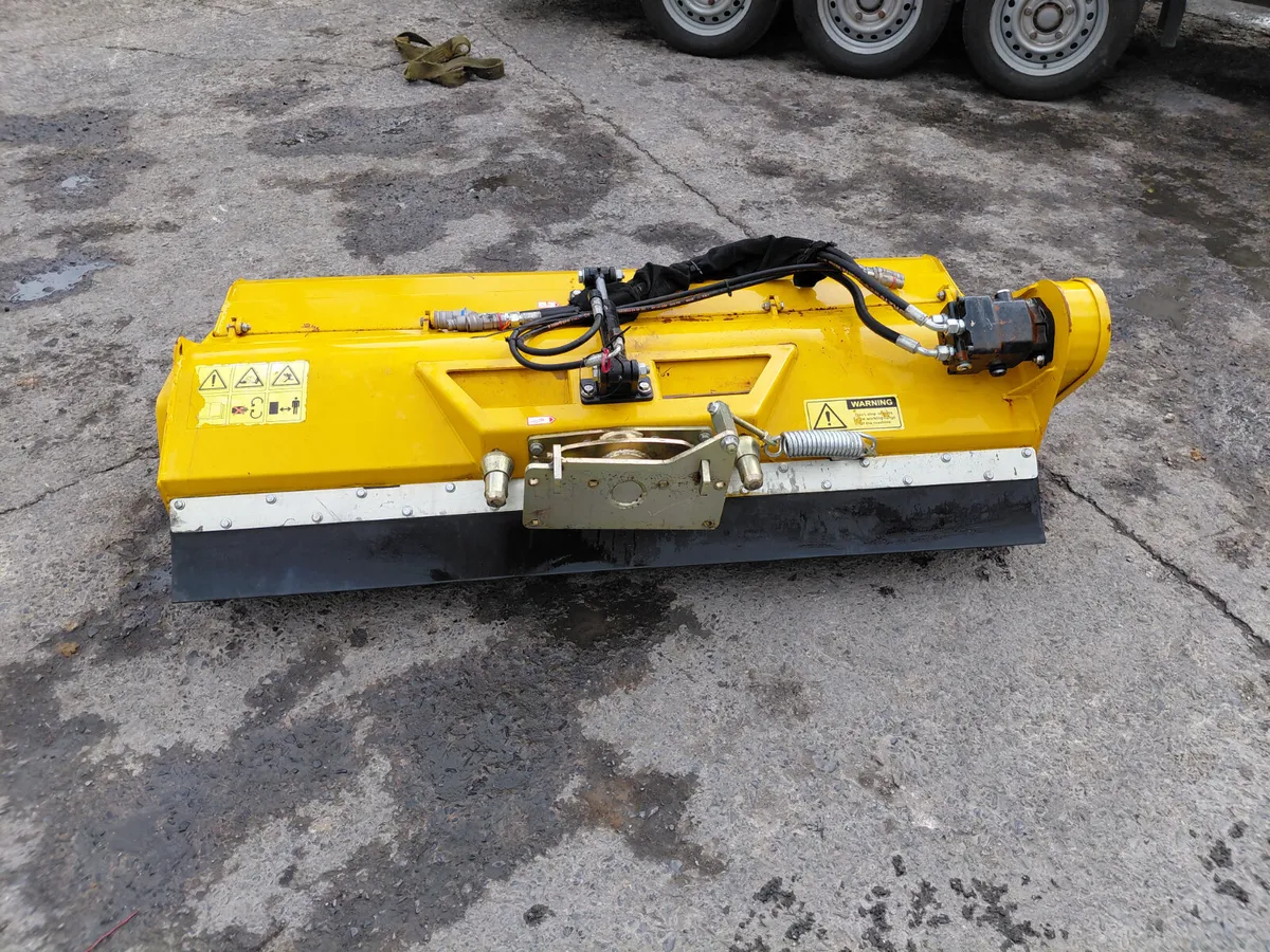 Mc connel1.6m head shop soiled - Image 4