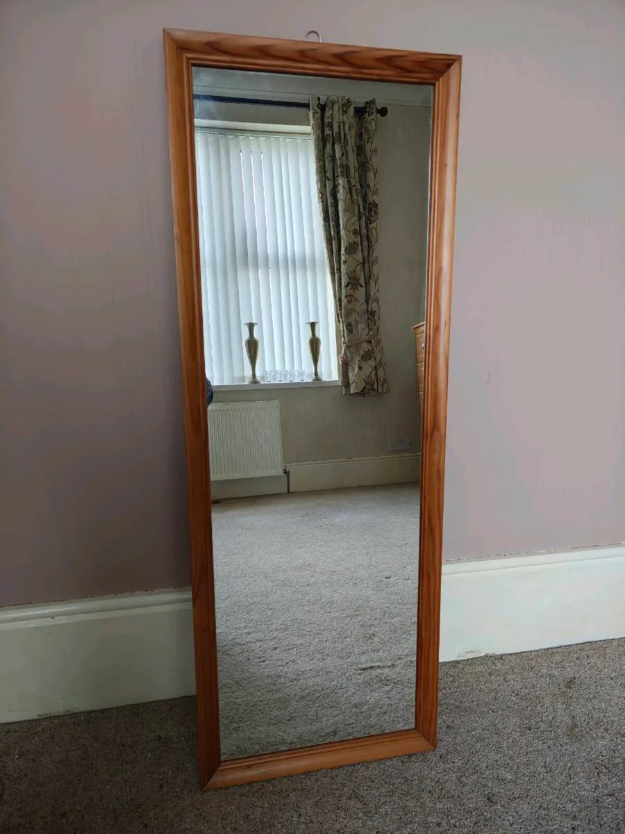 Solid wood framed wall mirror excellent condition - Image 1