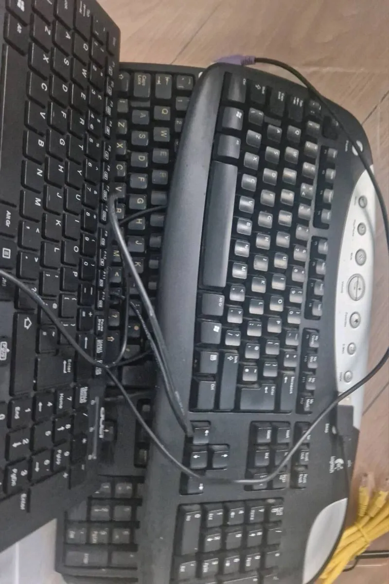 Lot of pc motherboard storege for parts - Image 3