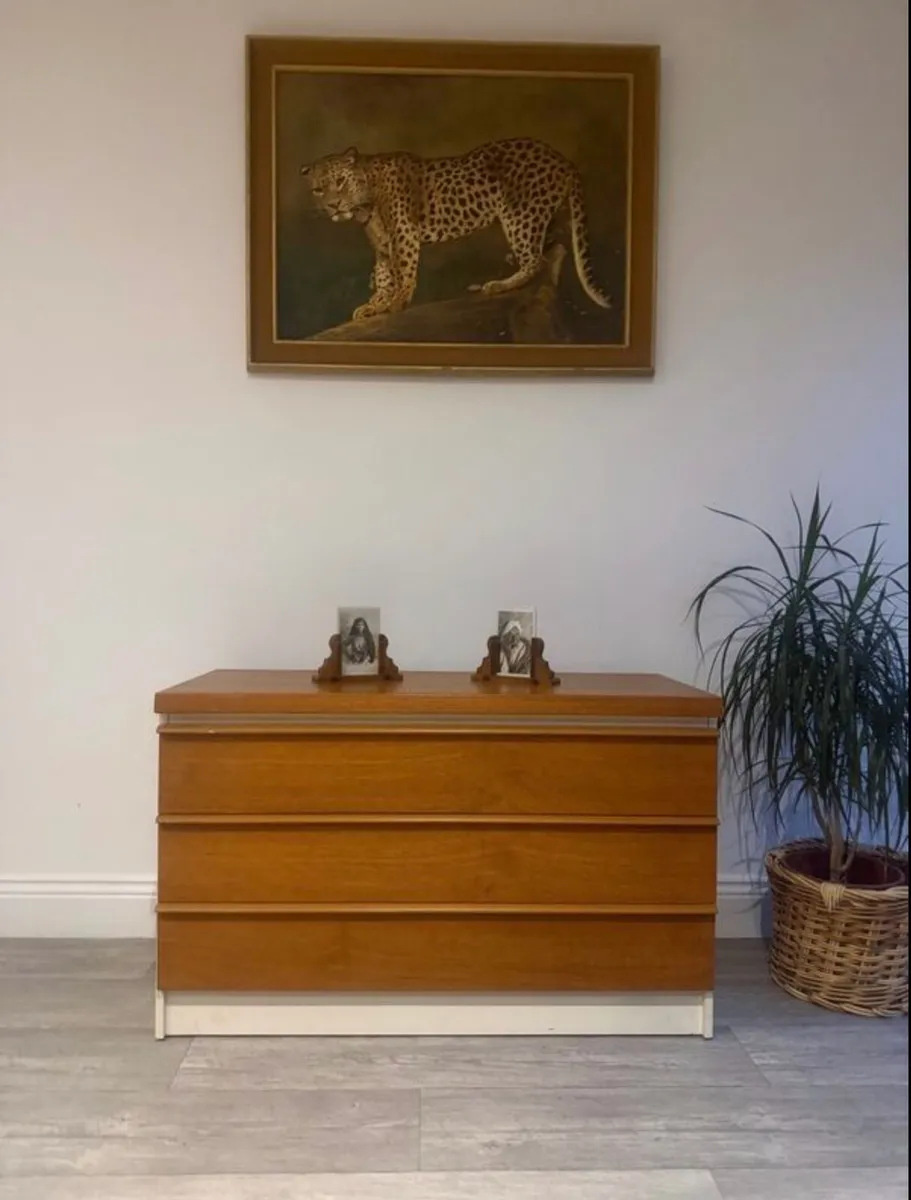 Mid Century Chest of Drawers with Mirror - Image 4