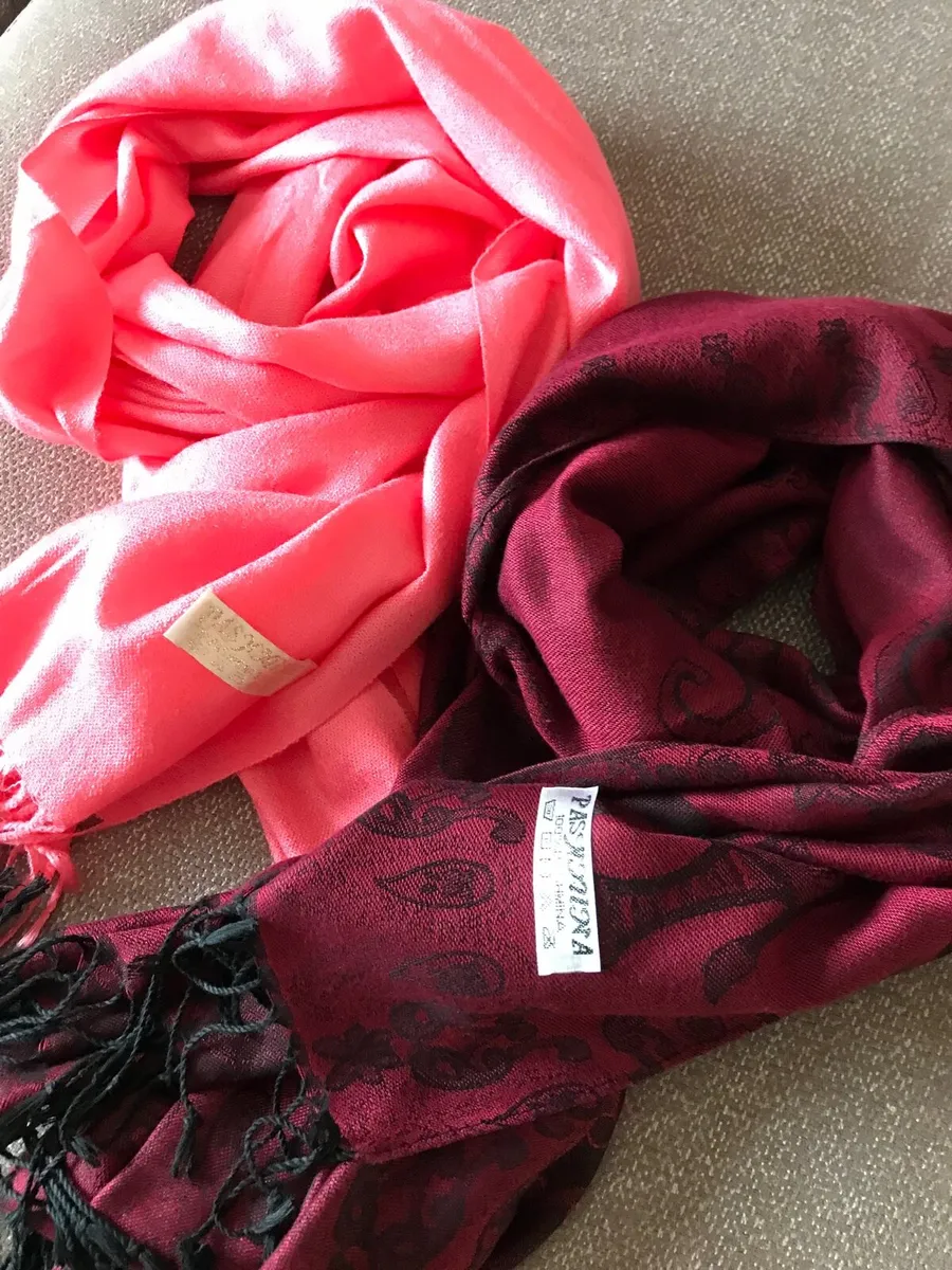 Pashaina scarfs - Image 1