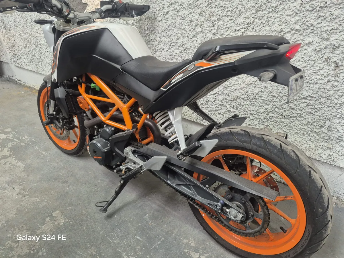 KTM  Duke  390 - Image 4