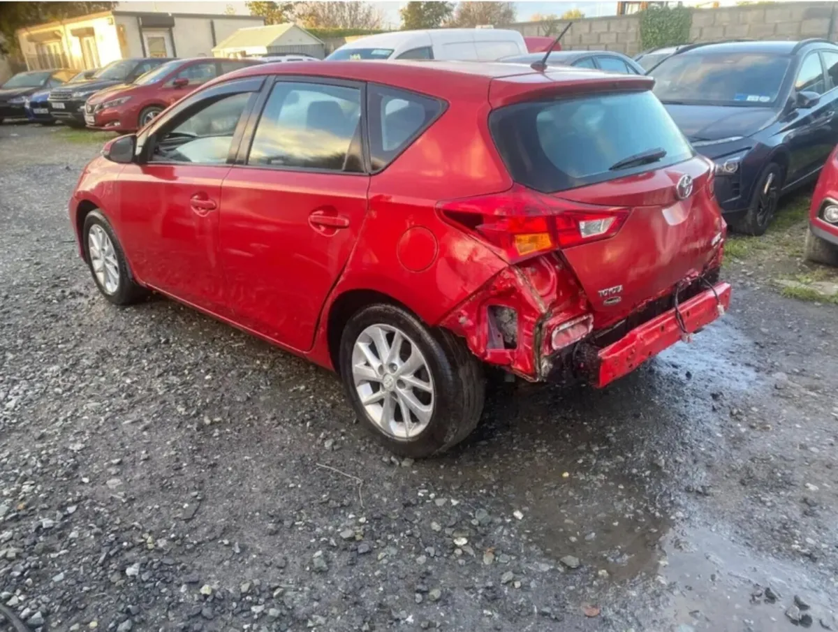 2014 Toyota Auris 1.4 Diesel - Image 4